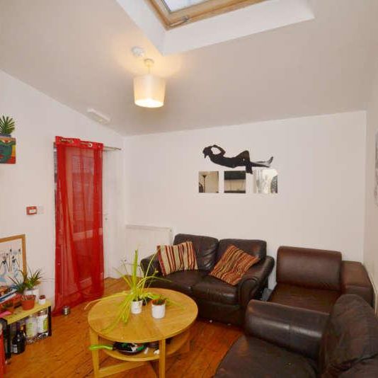 Cedar Grove, Fallowfield, Manchester, M14 - Photo 1