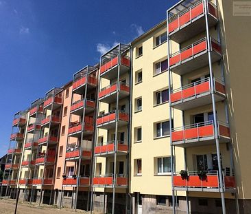 3-Raum-Balkonwohnung - zentrumsnahe Ortslage von Thum! - Foto 3