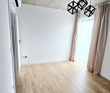 Nowe, niezależne i klamtyzowane pietro domu z prywatnym parkingiem - Фото 6