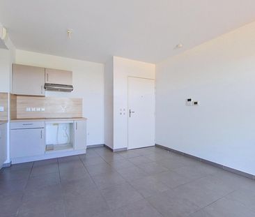 Location Appartement 2 pièces 40m² PERPIGNAN 66000 - Photo 2