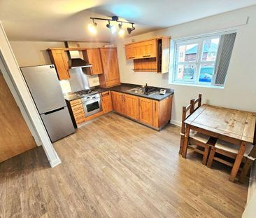 2 bedroom apartment to rent - Photo 4