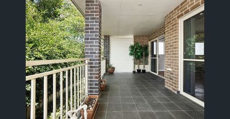 Over 55's three-bedroom villa in the heart of Roseville - Photo 2