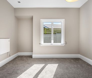 Renovated Family Home in Merivale - Photo 2