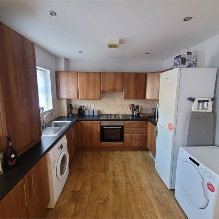 Milner Street - Photo 3