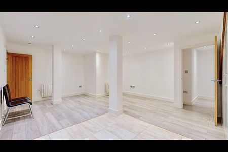 1 Bed Flat, Golders Green Road, NW11 - Photo 3