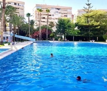 Alquiler de piso en Avenida Santander - Photo 1