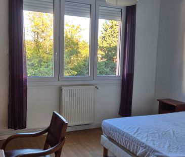 T3 Meublé de 85 m² avec balcon et loggia - secteur CORUM, - Photo 1