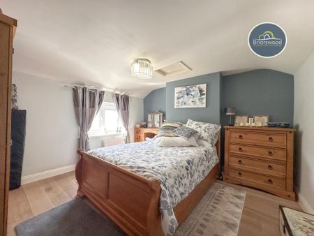 2 bedroom semi-detached house to rent - Photo 4