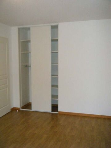 Location Appartement 3 pièces 63m² BESANCON 25000 - Photo 2