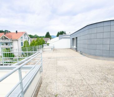 Attikawohnung mit grosser Terrasse an der Landwirtschaftszone in Brügg - Photo 6