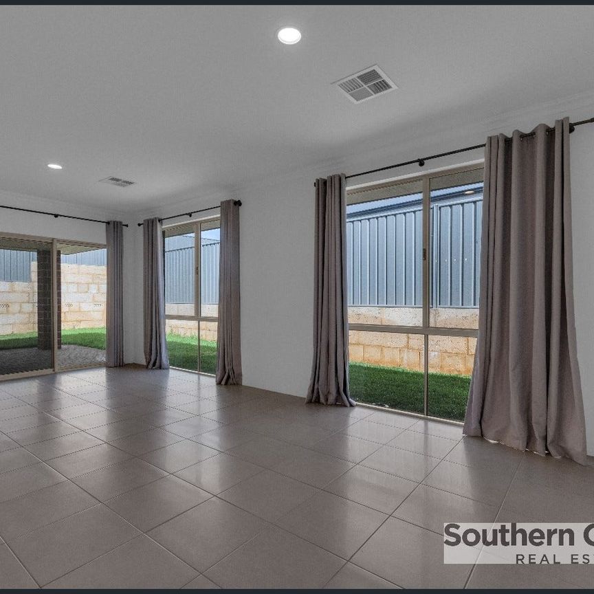 Modern Family Home! - Photo 1