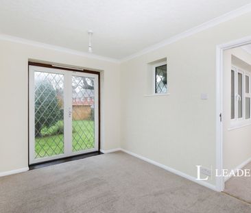 3 bedroom house to rent The Grove, Ratton, Eastbourne, East Sussex,... - Photo 2