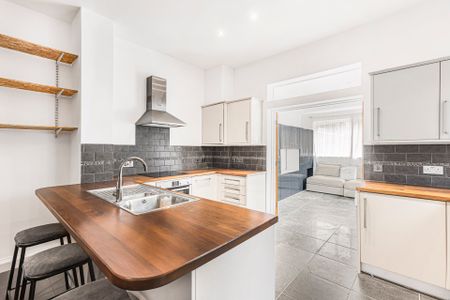 164a Walton Street - Photo 2