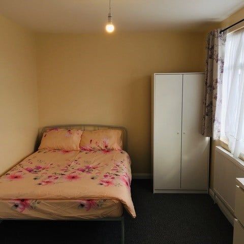 Studio Flat, Grenoble Gardens, N13 - Photo 1