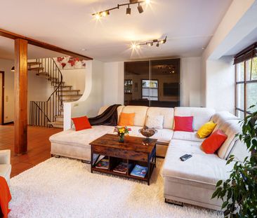 Family-friendly semi-detached house with garden - Foto 3