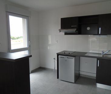 Location Appartement 2 pièces 39m² LAUNAGUET 31140 - Photo 3