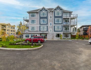 Ocean Terrace Apartments | 240 Island Highway West, Parksville - Photo 1