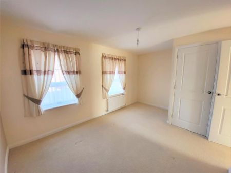 3 bedroom terraced house to rent - Photo 2