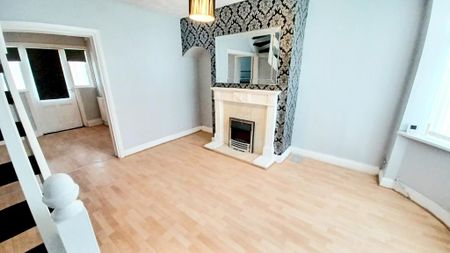 2 bedroom terraced house to rent - Photo 5