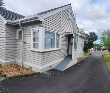 Comfort, Space & Convenience in a Prime Location - Photo 4