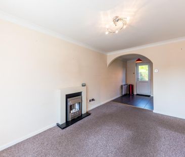 2 bedroom terraced house to rent - Photo 3
