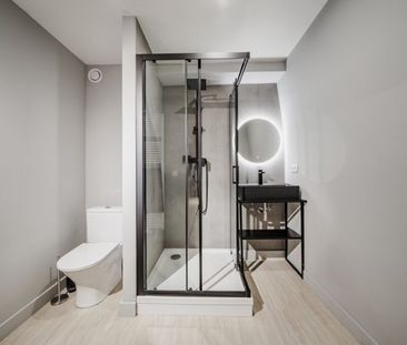 Room at Boulevard Alfred de Fontaine 27 - Foto 4