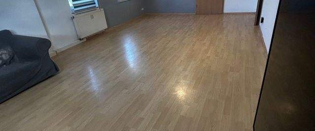 Helle 2-Raum-Dachgeschosswohnung in Chemnitz - Photo 1