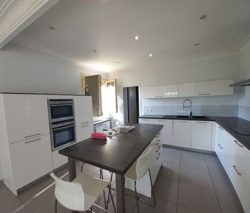 Location Maison 4 pièces 121m² CUGNAUX 31270 - Photo 2
