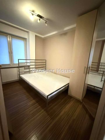 Warszawa, Bemowo, Bemowo/ Fort Bema, Obrońców Tobruku, os. Leśne obok parku - Photo 3