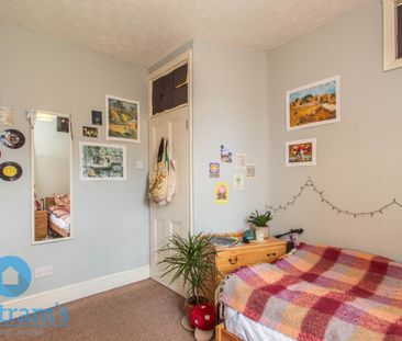 4 bed Semi-Detached House for Rent - Photo 6