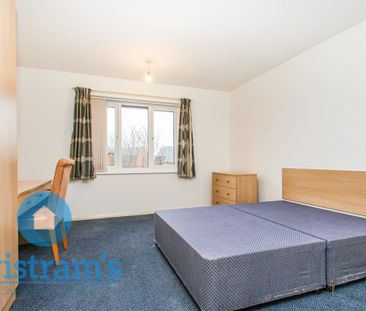 2 bed Apartment for Rent - Photo 2