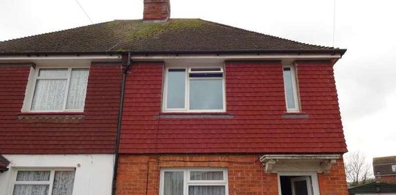 Hampden Avenue, Eastbourne, BN22 - Photo 2