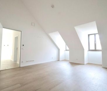 *Innerhalb der Stadtmauer, moderne 2 Zi Whg, 85,4 m² , Innenhoflage... - Foto 3