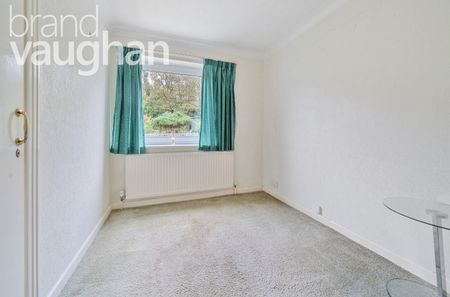4 bedroom detached house to rent - Photo 4