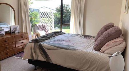 3 bedroom in quiet cul-de-sac - Photo 3