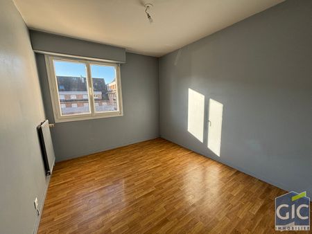 Location Appartement 4 pièces 78m² - Photo 4