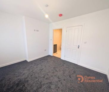 79 Main Street, Kircubbin, BT22 2SR - Photo 5