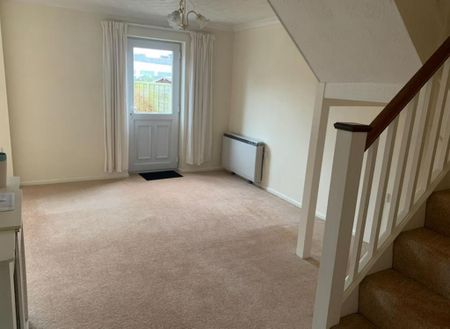 3 bedroom terraced house to rent - Photo 2