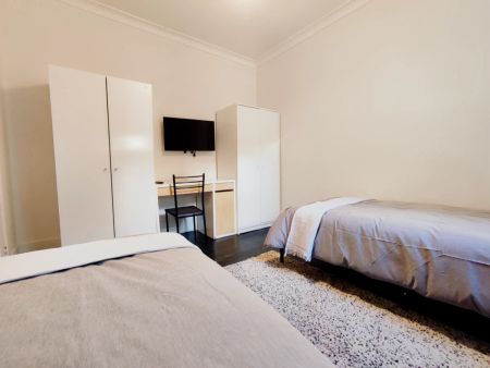 Room 4 #291A - Photo 5