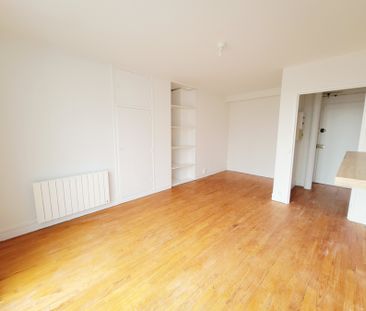 Location Appartement 1 pièce 27m² - Photo 2