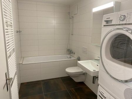 Luminous attic apartment in an excellent location in Birmensdorf - Foto 5