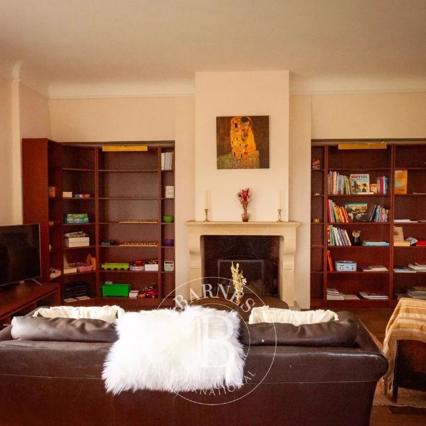 Tout savoir sur cette maison dans le quartier Sud, à Chambourcy - Photo 1