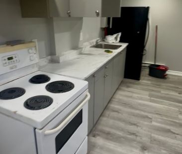 For Lease - 40 Gladstone Square Unit# bsmnt, Brampton, Ontario - Photo 4