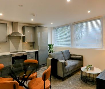 Flat 115, Green Lane, Yeadon, Leeds, LS19 7GP - Photo 6