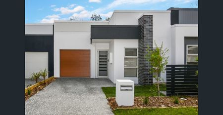 Convenience and Comfort in Hayfield, Ripley - Photo 2