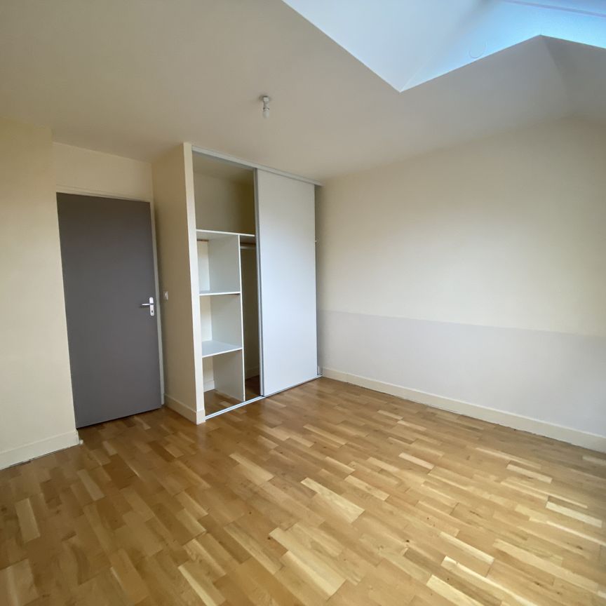 Appartement 2 Pièces en Duplex + parking extérieur - Photo 1