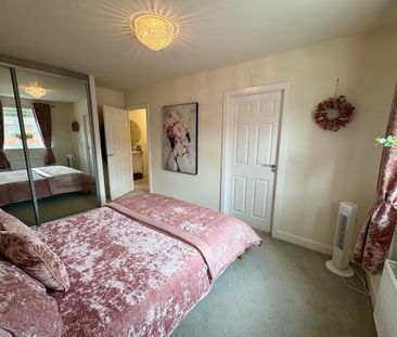 4 bedroom detached house to rent - Photo 5