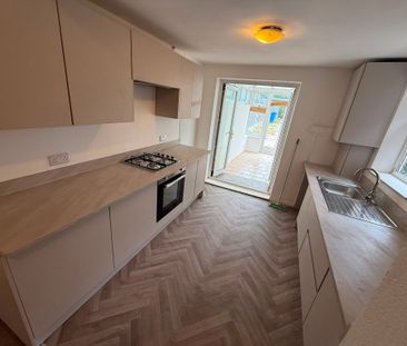 Water Street, Radcliffe - Photo 3