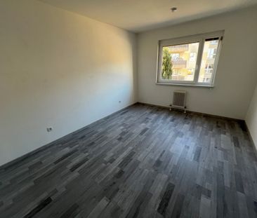 Kindberg. Sehr schöne Wohnung mit Loggia.-- 3 Monate Gratismiete - Photo 3