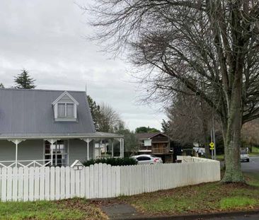 PAPAKURA, 3 BEDROOMS - Photo 5